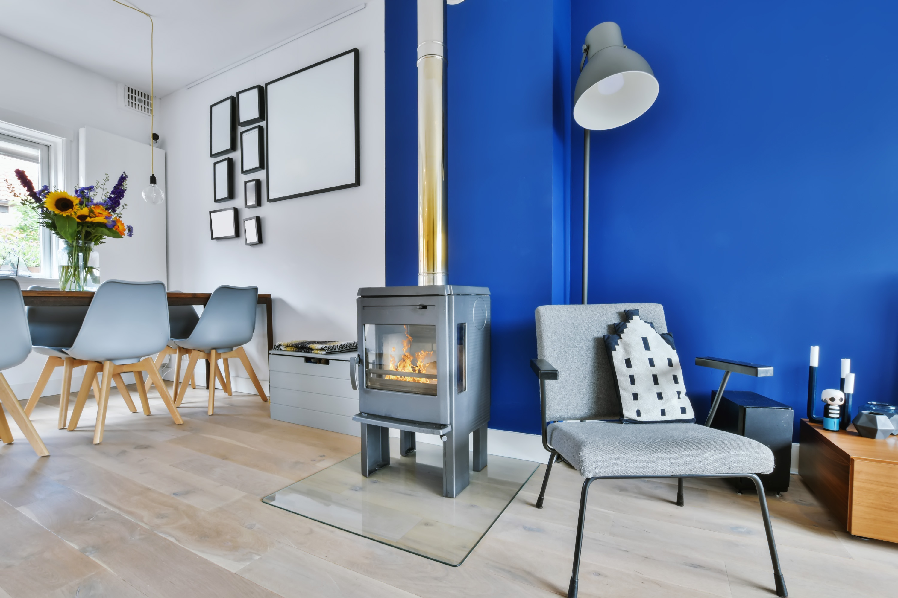 estufa de pellets en vivienda